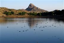<div class="gallery_cyan" style="margin-top:79px;">   <p style="text-align:left;">       <a href="21448-udaipur-travel-photo.html">THE LAKE WITH FRIENDS</a><br />Monday, February 08, 2010, <a href="../profiles/briefbio.aspx?ID=726932" rel="nofollow">by TUKAI MOITRA</a>   </p>   <div class="block Whiteverdana12">Click on Photos to change</div></div>